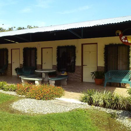Hotel Margarita Sierpe Ngoại thất bức ảnh